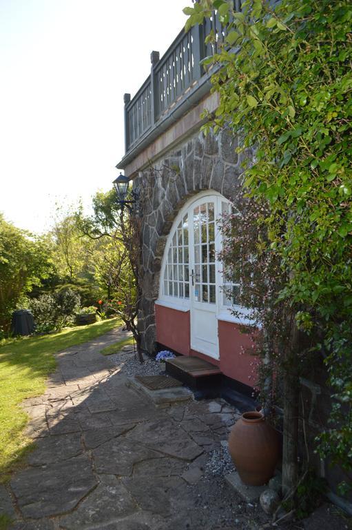 Boegeholmen Bed & Breakfast Snekkersten Eksteriør bilde